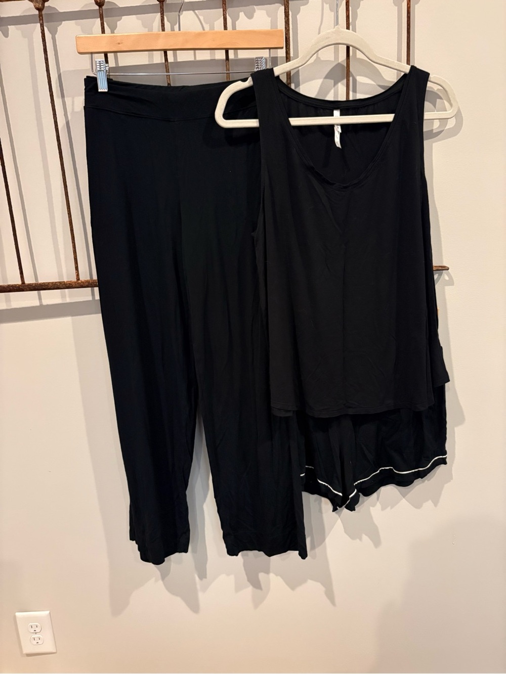 SOMA Cool Nights 6pc Pajama Bundle